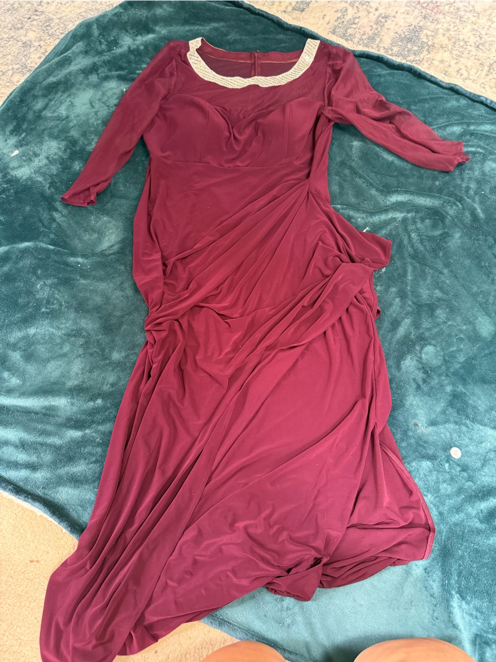 Women's Long Sleeve Maroon Eveninf Dress (16)